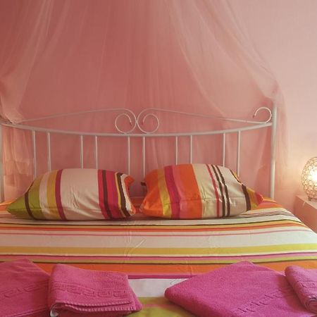 B&B La Vie En Rose Basel Luaran gambar
