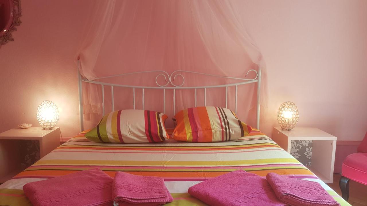 B&B La Vie En Rose Basel Luaran gambar